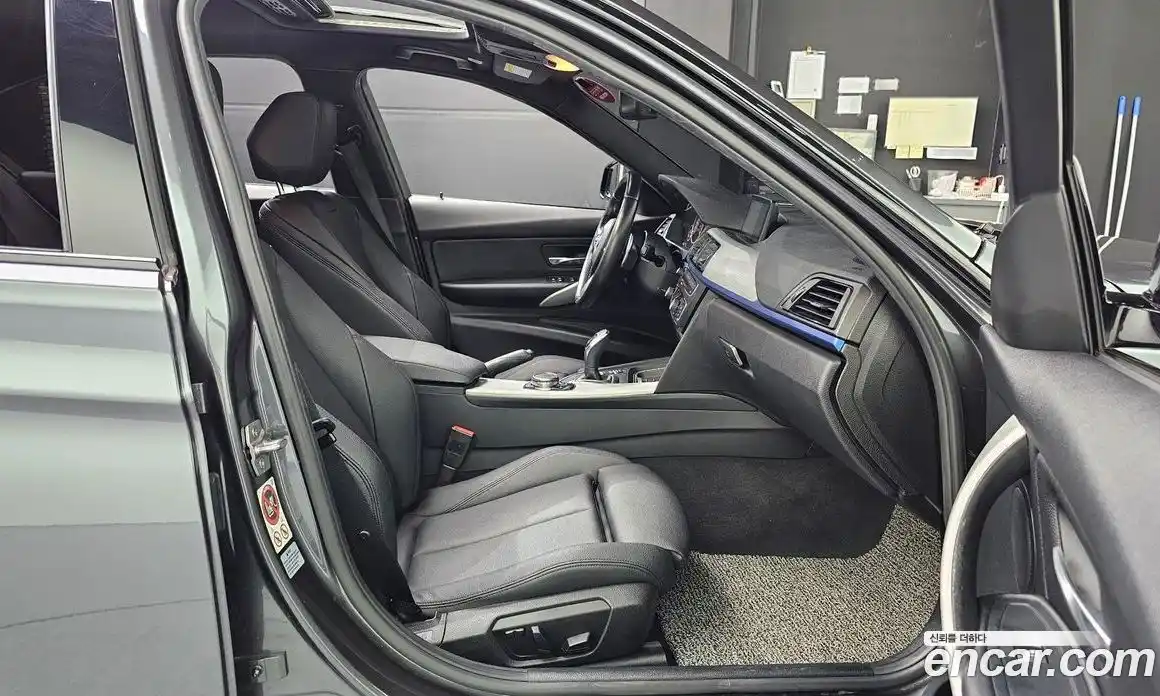BMW 3 серия 2015 2.0 автомат (гидро), фото 13