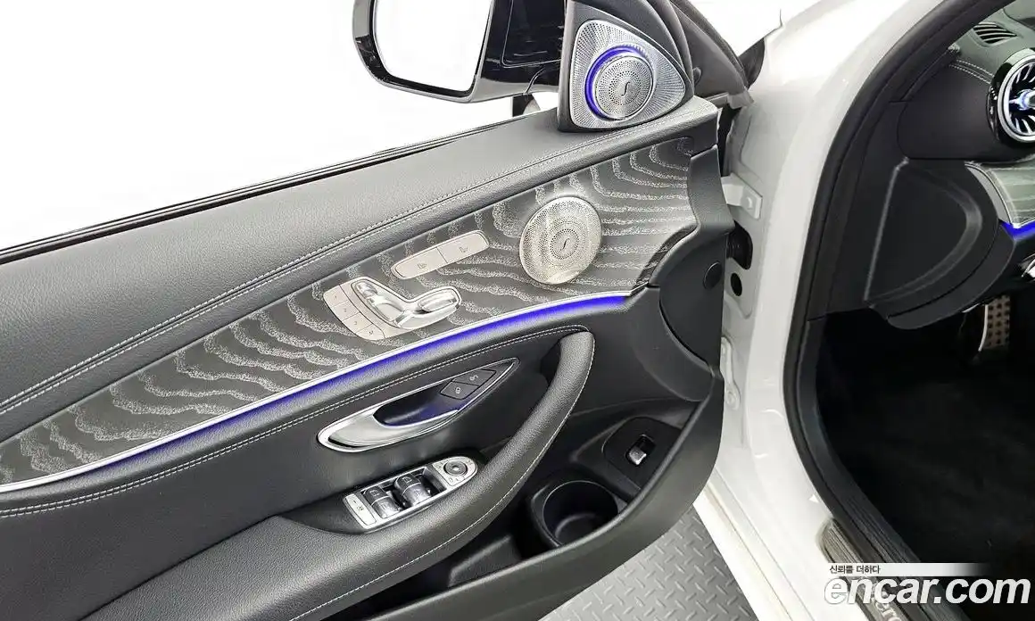 Mercedes-Benz E-Class 2023 2.0 автомат (гидро), фото 19