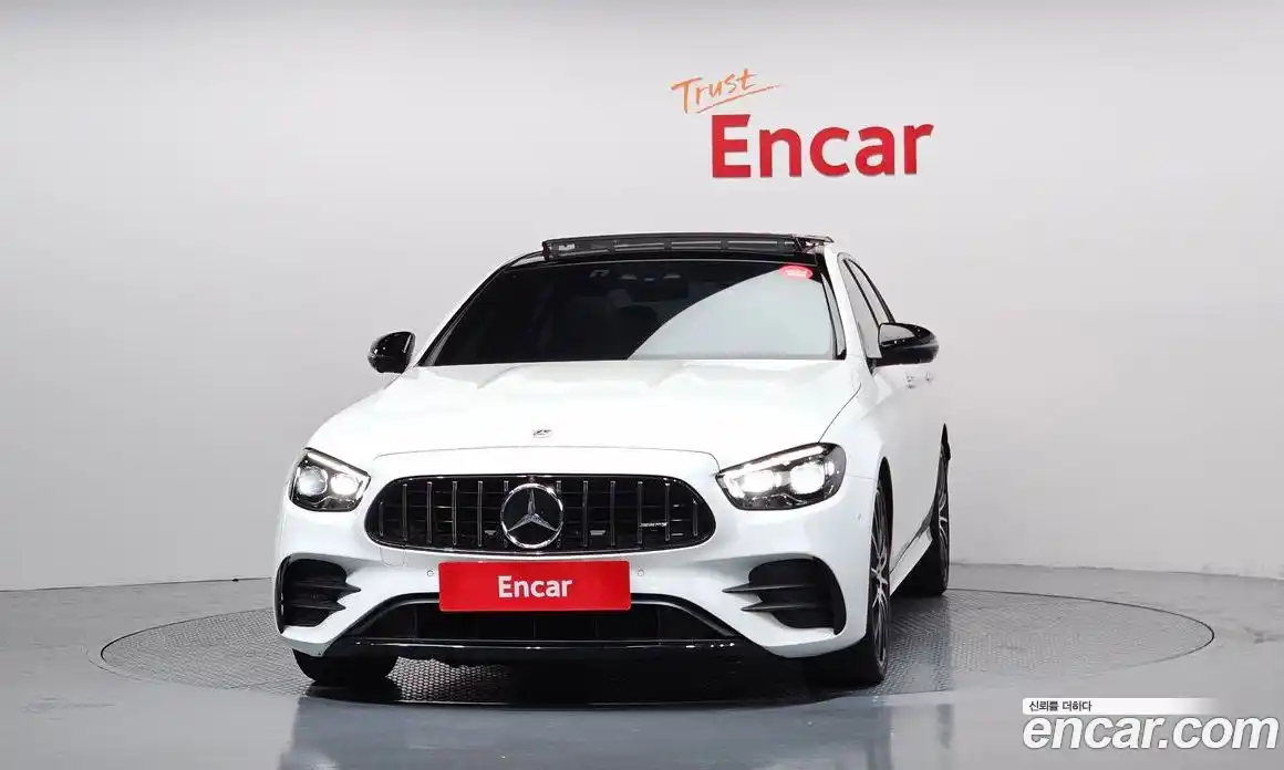 Mercedes-Benz E-Class 2023 2.0 автомат (гидро), фото 3
