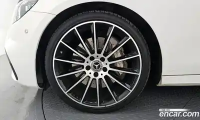 Mercedes-Benz E-Class 2023 2.0 автомат (гидро), миниатюра 5