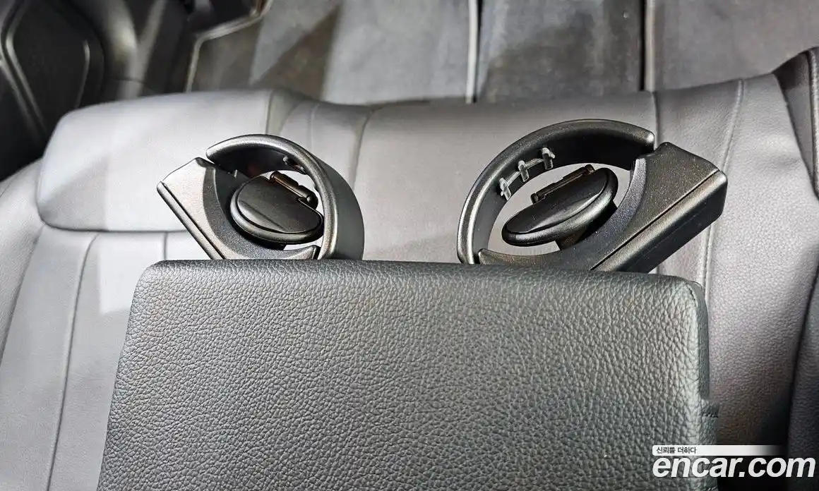 Mercedes-Benz GLB-Class 2021 2.0 гидро, фото 30 Mercedes-Benz GLB-Class 2021 2.0 гидро, фото 30