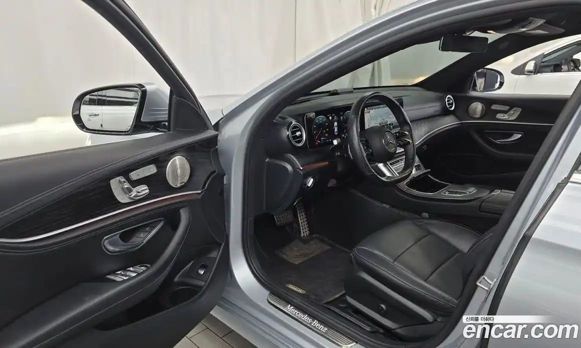 Mercedes-Benz E-Class 2022 1.9 автомат (гидро), фото 13