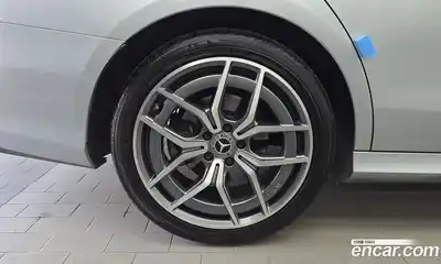 Mercedes-Benz E-Class 2022 1.9 автомат (гидро), миниатюра 5
