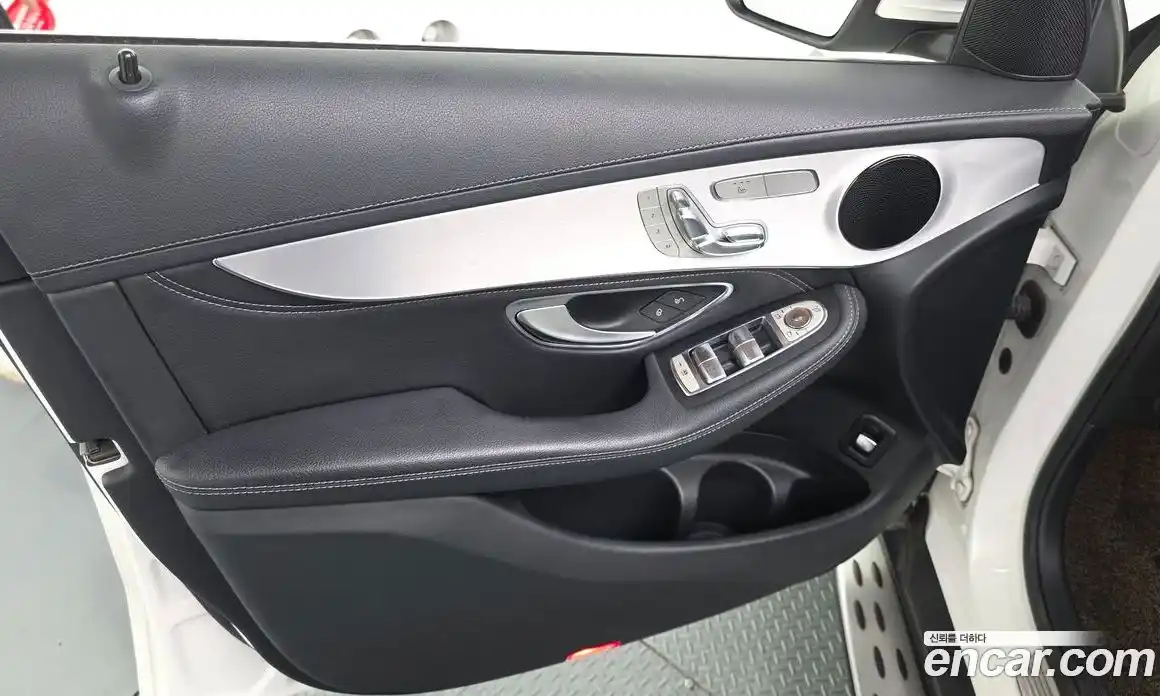Mercedes-Benz GLC-Class 2017 2.1 гидро, фото 14 Mercedes-Benz GLC-Class 2017 2.1 гидро, фото 14