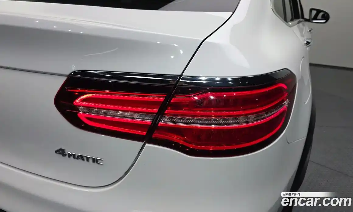 Mercedes-Benz GLC-Class 2017 2.1 гидро, фото 9 Mercedes-Benz GLC-Class 2017 2.1 гидро, фото 9