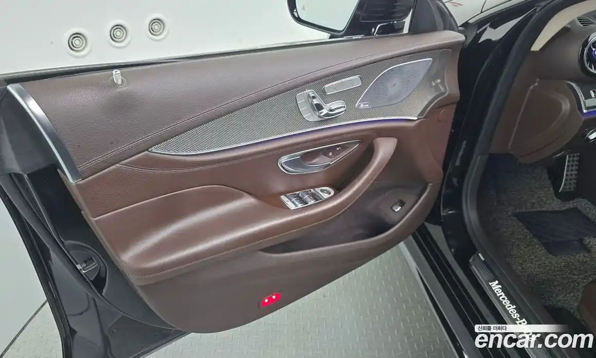 Mercedes-Benz CLS-Class 2019 1.9 гидро, фото 14 Mercedes-Benz CLS-Class 2019 1.9 гидро, фото 14