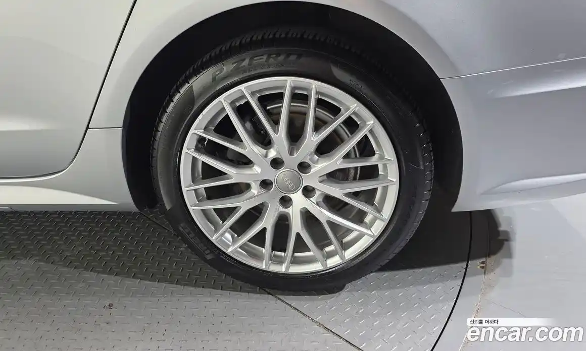 Audi A6 2018 2.0 автомат (гидро), фото 7