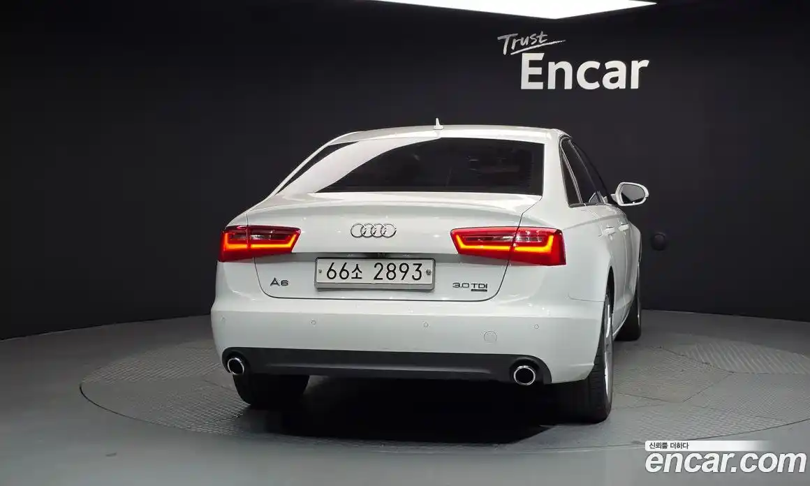 Audi A6 2012 3.0 автомат (гидро), фото 4