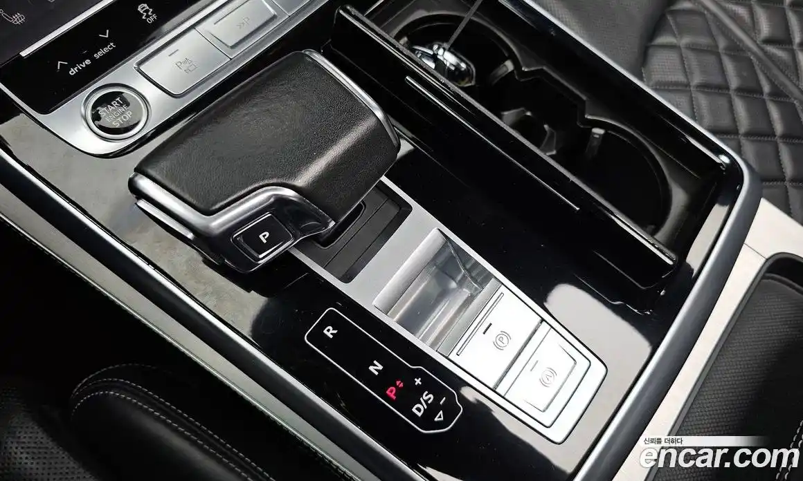 Audi Q8 2021 3.0 автомат (гидро), фото 9