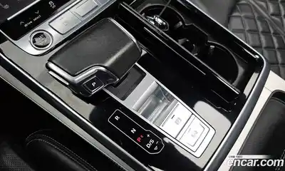 Audi Q8 2021 3.0 автомат (гидро), миниатюра 9