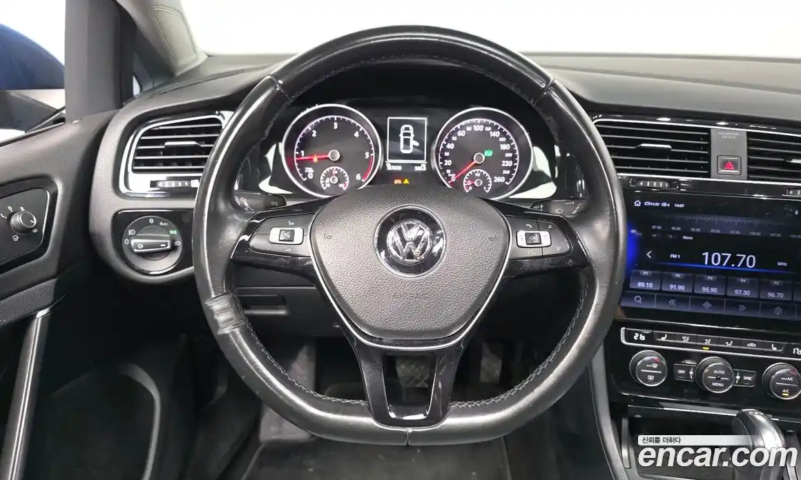 Volkswagen Golf 2015 2.0 автомат (гидро), фото 13