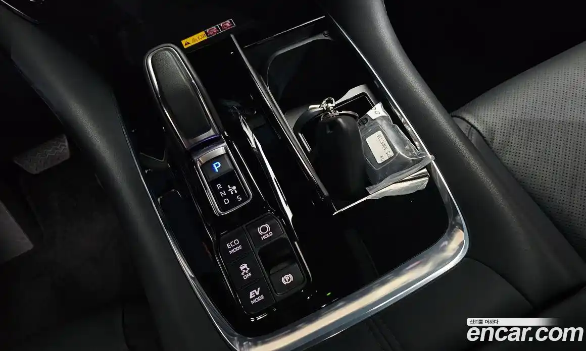Toyota Alphard 2025 2.5 автомат (гидро), фото 11 Toyota Alphard 2025 2.5 автомат (гидро), фото 11