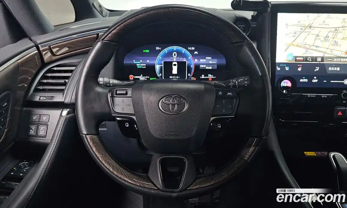 Toyota Alphard 2025 2.5 автомат (гидро), фото 17 Toyota Alphard 2025 2.5 автомат (гидро), фото 17
