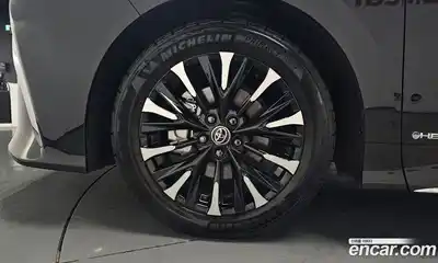 Toyota Alphard 2025 2.5 автомат (гидро), миниатюра 4 Toyota Alphard 2025 2.5 автомат (гидро), миниатюра 4