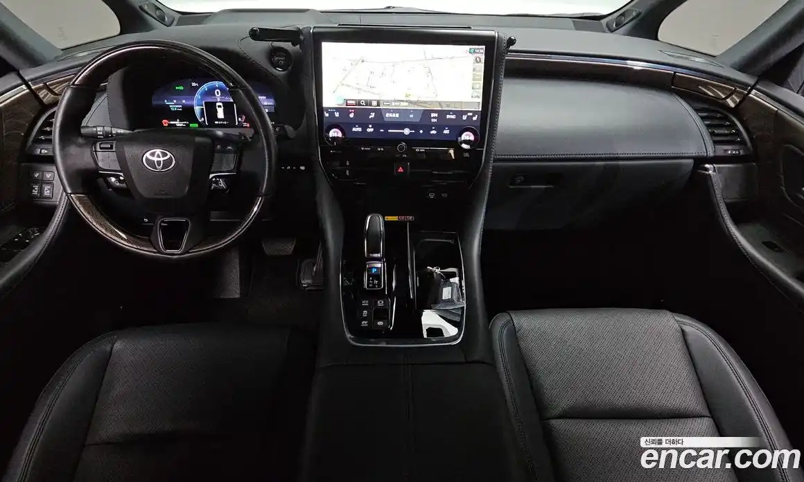 Toyota Alphard 2025 2.5 автомат (гидро), фото 9 Toyota Alphard 2025 2.5 автомат (гидро), фото 9