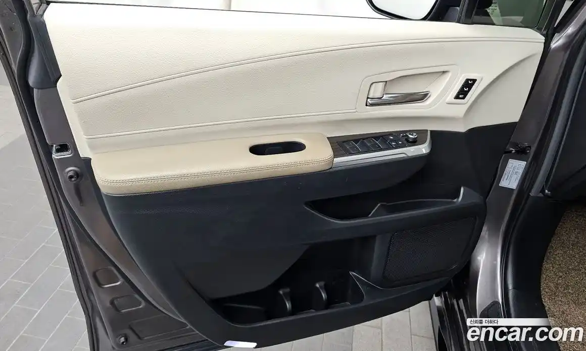 Toyota Sienna 2022 2.5 автомат (гидро), фото 14 Toyota Sienna 2022 2.5 автомат (гидро), фото 14
