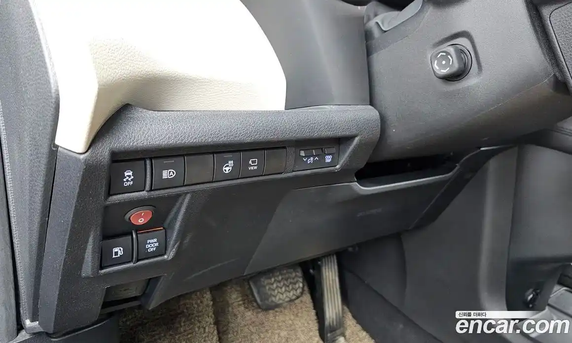 Toyota Sienna 2022 2.5 автомат (гидро), фото 25 Toyota Sienna 2022 2.5 автомат (гидро), фото 25