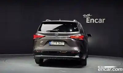 Toyota Sienna 2022 2.5 автомат (гидро), миниатюра 4 Toyota Sienna 2022 2.5 автомат (гидро), миниатюра 4