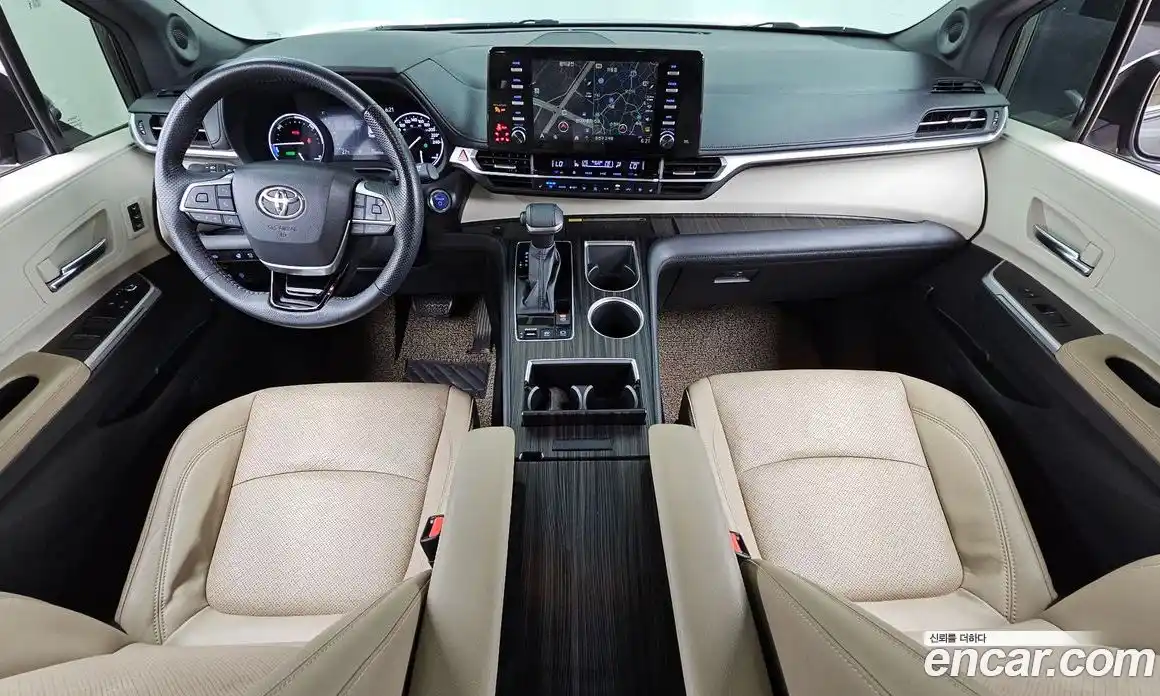 Toyota Sienna 2022 2.5 автомат (гидро), фото 10 Toyota Sienna 2022 2.5 автомат (гидро), фото 10