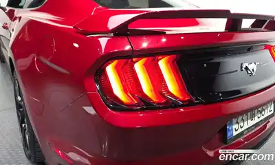 Ford Mustang 2023 2.3 автомат (гидро), миниатюра 8