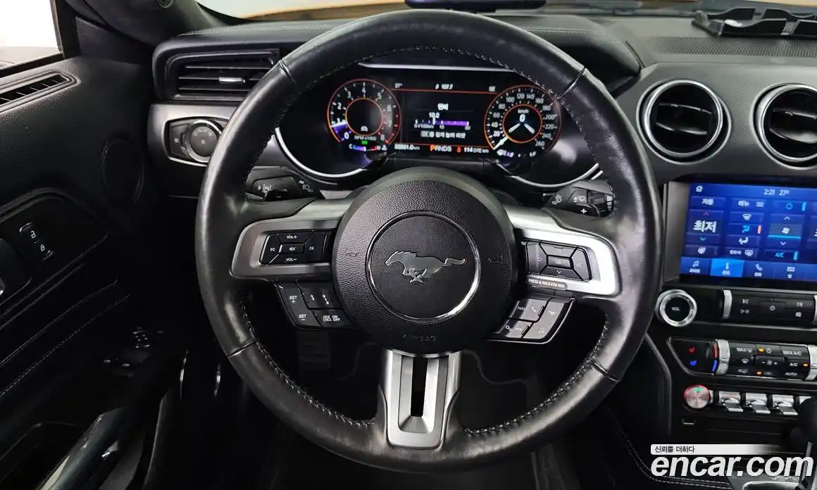 Ford Mustang 2022 2.3 автомат (гидро), фото 19
