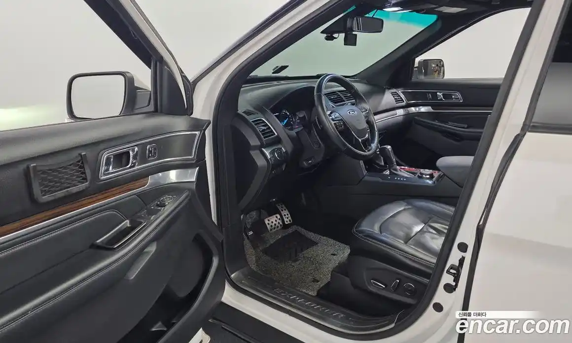 Ford Explorer 2017 2.3 автомат (гидро), фото 10