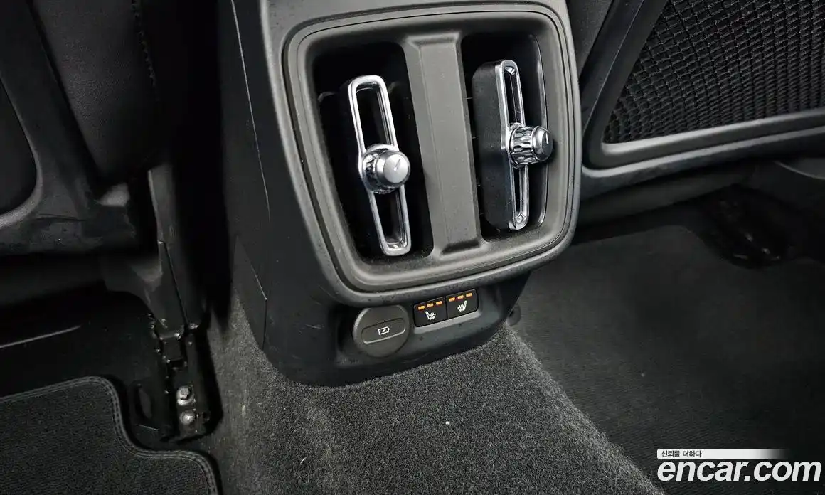 Polestar Polestar 2 2023 0.2 автомат (гидро), фото 25 Polestar Polestar 2 2023 0.2 автомат (гидро), фото 25