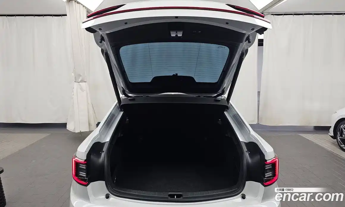 Polestar Polestar 2 2023 0.2 автомат (гидро), фото 26 Polestar Polestar 2 2023 0.2 автомат (гидро), фото 26