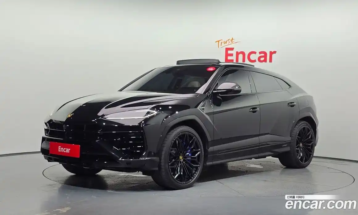 Lamborghini Urus 2025 4.0 автомат (гидро), фото 1 Lamborghini Urus 2025 4.0 автомат (гидро), фото 1