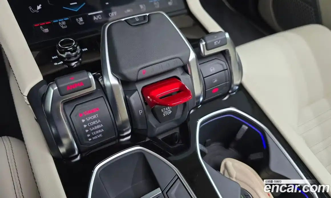 Lamborghini Urus 2025 4.0 автомат (гидро), фото 12 Lamborghini Urus 2025 4.0 автомат (гидро), фото 12