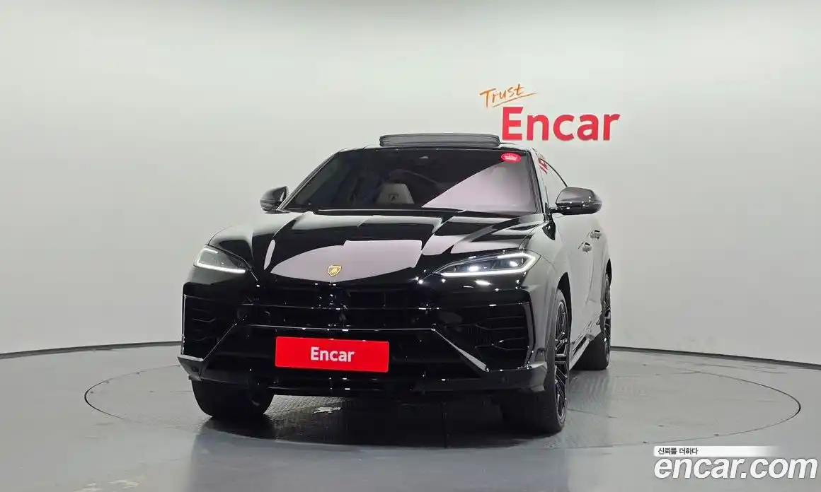 Lamborghini Urus 2025 4.0 автомат (гидро), фото 3 Lamborghini Urus 2025 4.0 автомат (гидро), фото 3