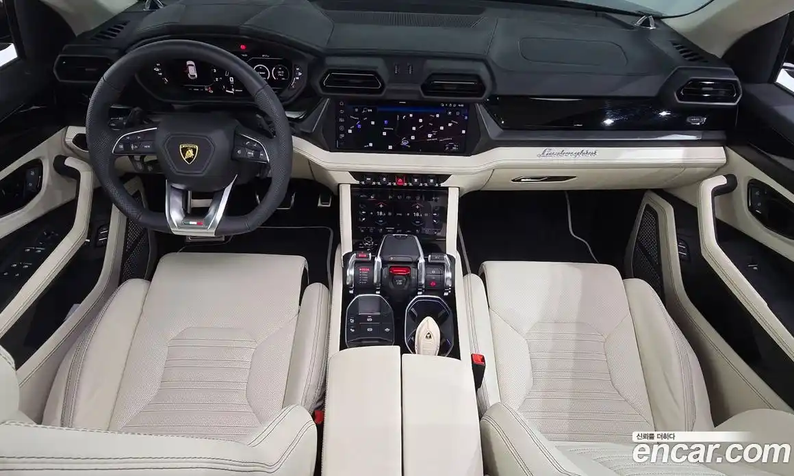 Lamborghini Urus 2025 4.0 автомат (гидро), фото 10 Lamborghini Urus 2025 4.0 автомат (гидро), фото 10