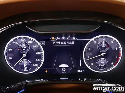 Bentley Flying Spur 2023 4.0 автомат (гидро), миниатюра 8