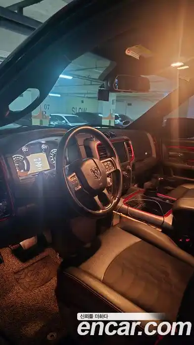 Dodge Ram Pick Up 2016 5.7 автомат (гидро), фото 11 Dodge Ram Pick Up 2016 5.7 автомат (гидро), фото 11