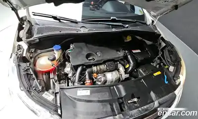 Peugeot 2008 2015 1.6 автомат (гидро), миниатюра 6