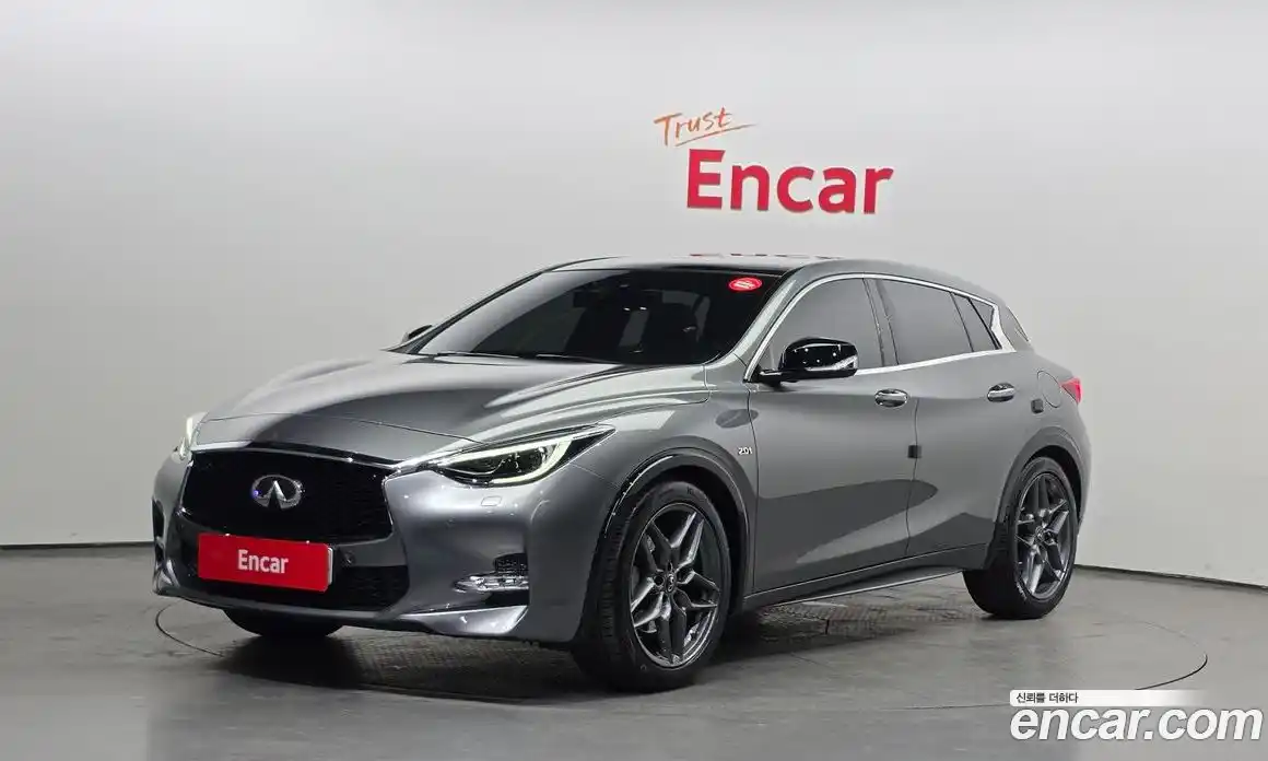 Infiniti Q30 2019 2.0 автомат (гидро), фото 1 Infiniti Q30 2019 2.0 автомат (гидро), фото 1