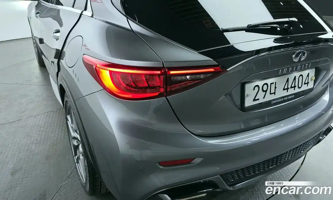 Infiniti Q30 2019 2.0 автомат (гидро), фото 9 Infiniti Q30 2019 2.0 автомат (гидро), фото 9