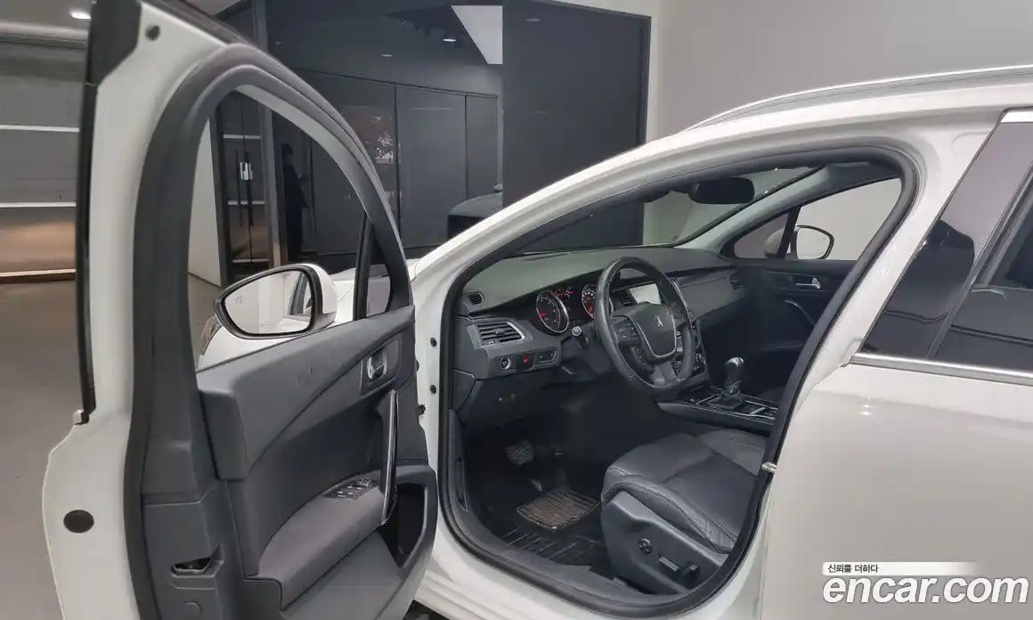 Peugeot 508 2015 1.6 автомат (гидро), фото 11