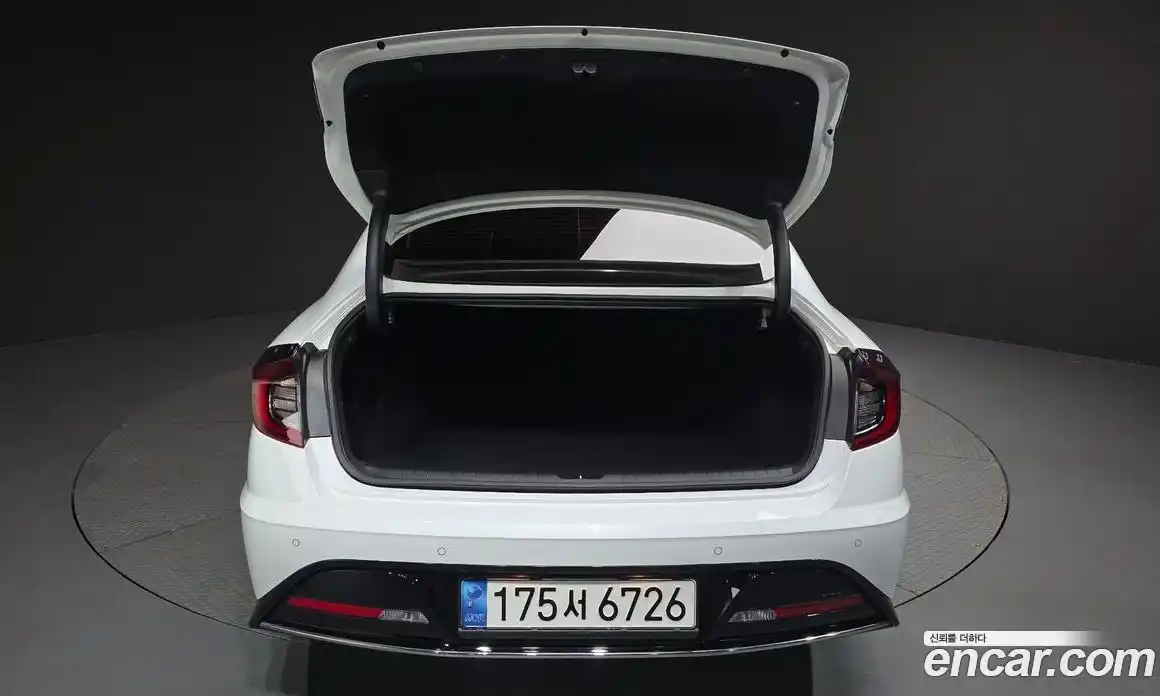 Hyundai Sonata 2022 2.0 автомат (гидро), фото 25