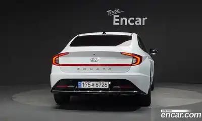 Hyundai Sonata 2022 2.0 автомат (гидро), миниатюра 4
