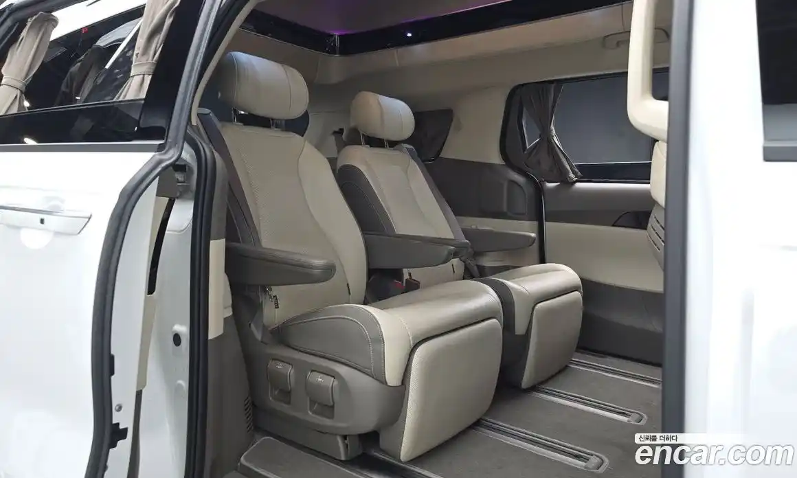Kia Carnival 2024 1.6 автомат (гидро), фото 16