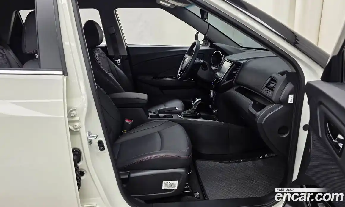 SsangYong TIBOLI 2019 1.6 автомат (гидро), фото 17