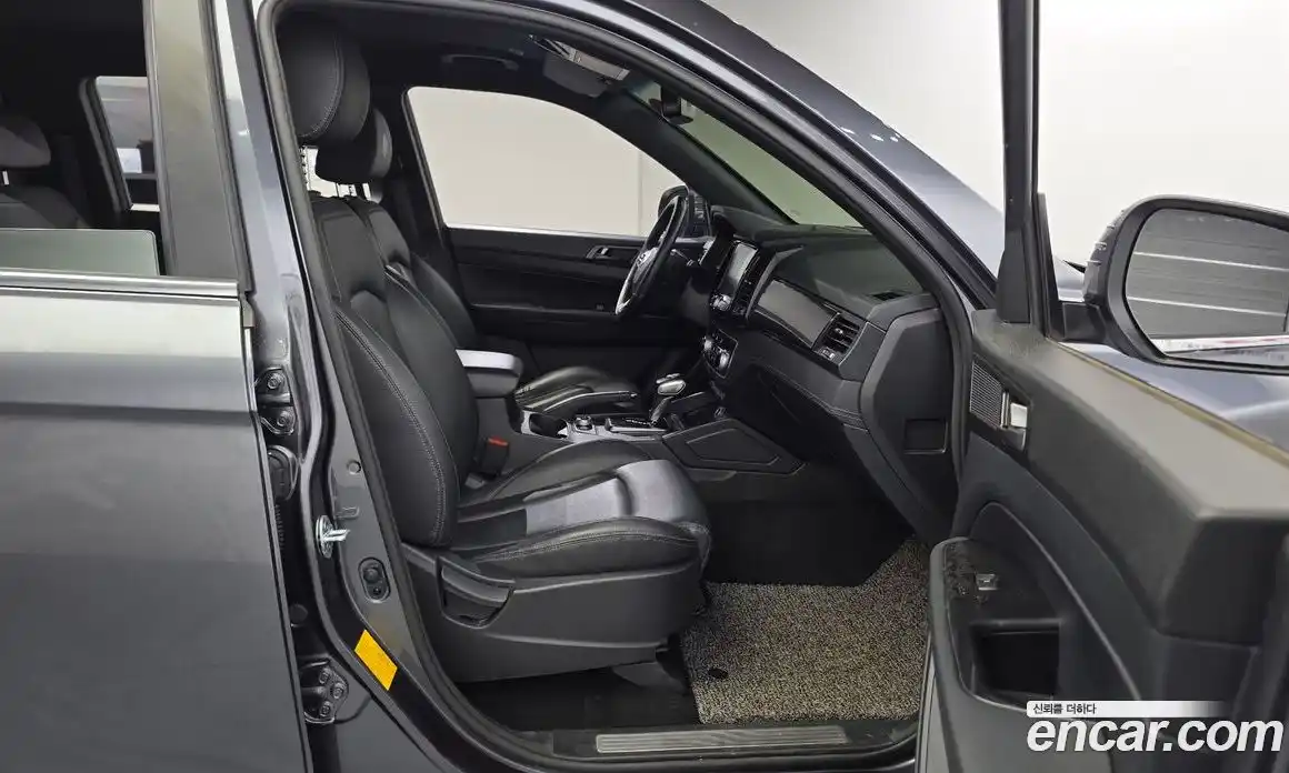 SsangYong Rexton 2020 2.2 автомат (гидро), фото 16