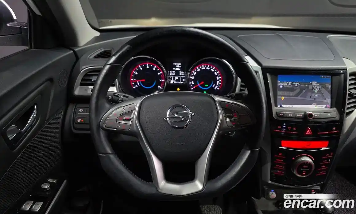SsangYong TIBOLI 2016 1.6 автомат (гидро), фото 13
