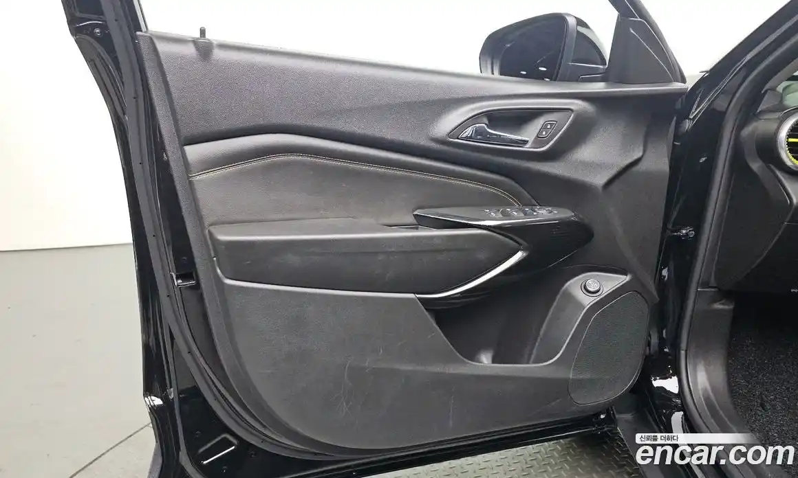 Chevrolet Trax 2024 1.2 автомат (гидро), фото 14