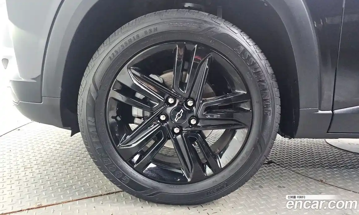 Chevrolet Trax 2024 1.2 автомат (гидро), фото 5