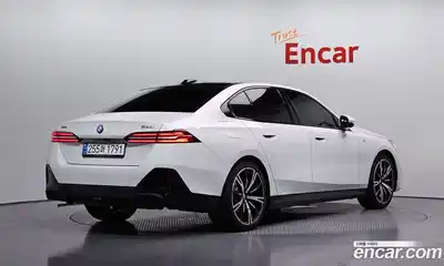 BMW 5 серия 2025 2.0 автомат (гидро), миниатюра 2