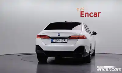 BMW 5 серия 2025 2.0 автомат (гидро), миниатюра 4