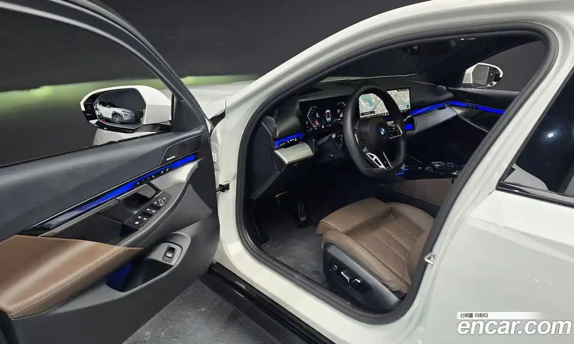 BMW 5 серия 2025 2.0 автомат (гидро), фото 16