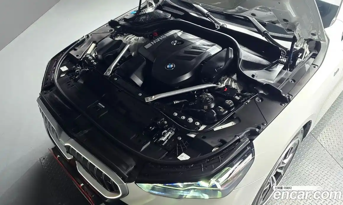 BMW 5 серия 2025 2.0 автомат (гидро), фото 5